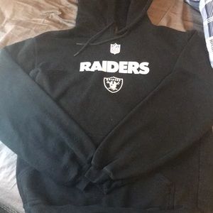 Men’s Raiders sweatshirt